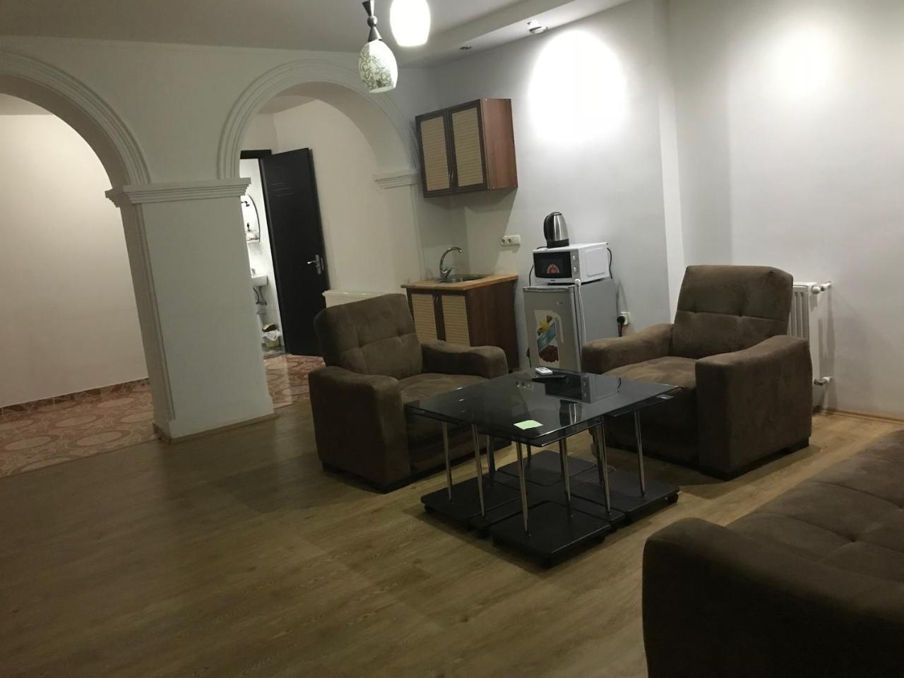 Hotel Monaco Тбилиси Екстериор снимка